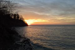 Lake Erie Sunset to Mr. and Mrs. Craig Goucher of Henryville, PA (061)